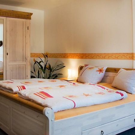 ארנסברג Hotel Zur Post מראה חיצוני תמונה