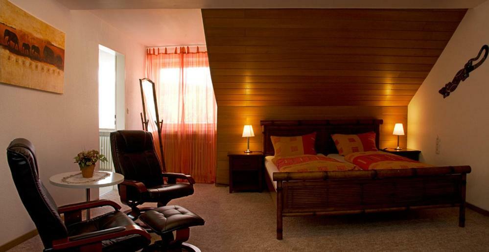 ארנסברג Hotel Zur Post מראה חיצוני תמונה