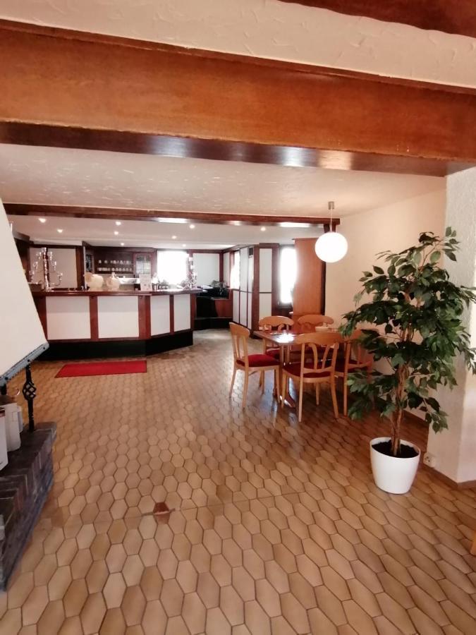 ארנסברג Hotel Zur Post מראה חיצוני תמונה